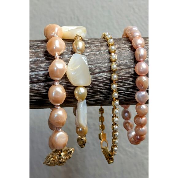 Lot of Four Pink Pearl Gold Tone Themed Bracelets - Picture 2 of 7
